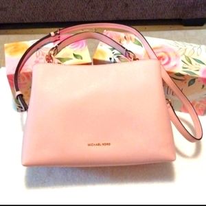 SOLD on MERCARI NWOT Michael Kors Portia Large Shoulder Bag